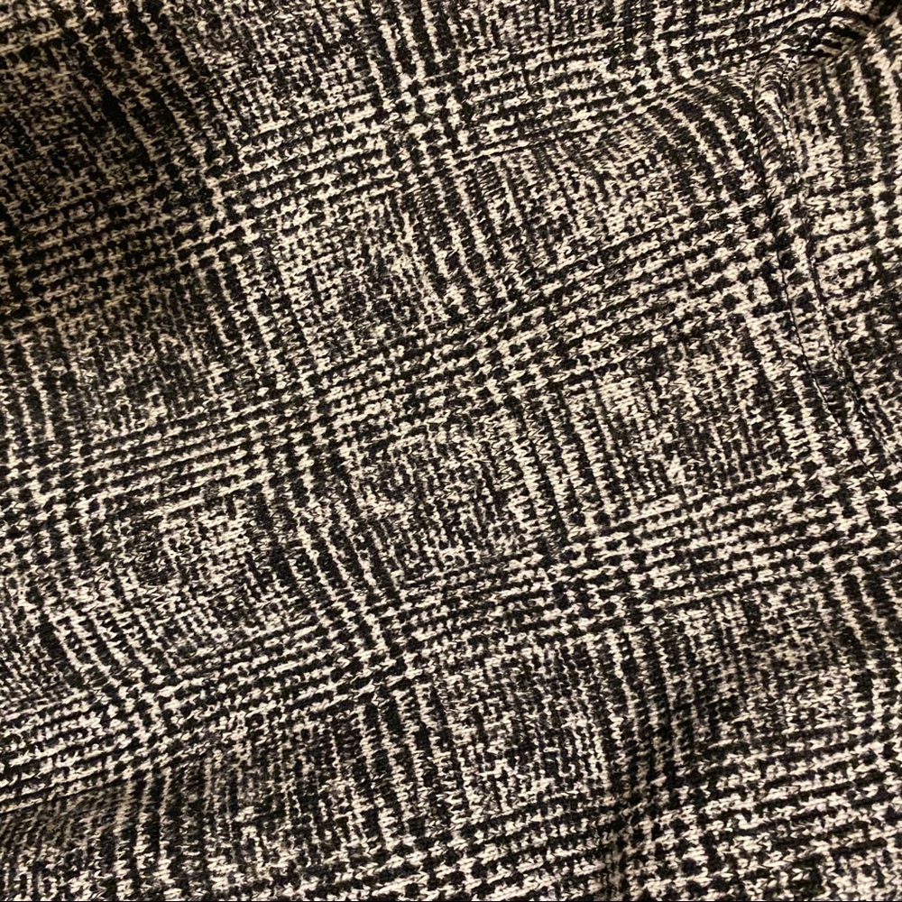 Black & white fleece oversized turtleneck - Picture 4 of 5